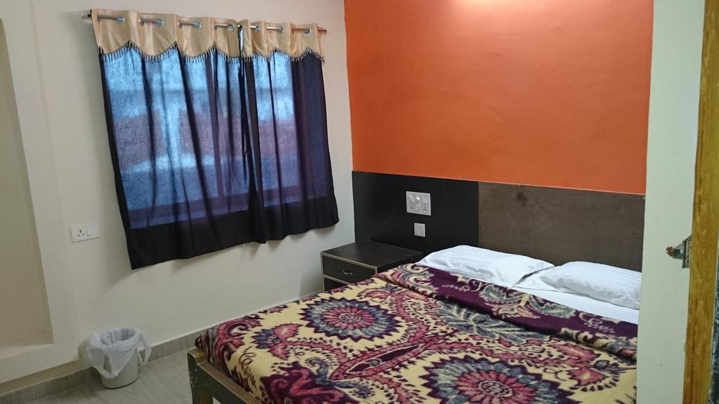 Rahul Buddha Guest House Бодх-Гая Экстерьер фото